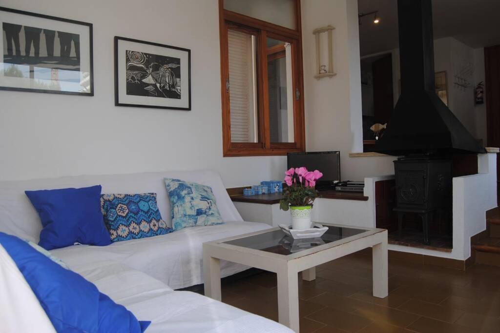 Villa La Miranda Cala de Sant Vicenc Exterior foto